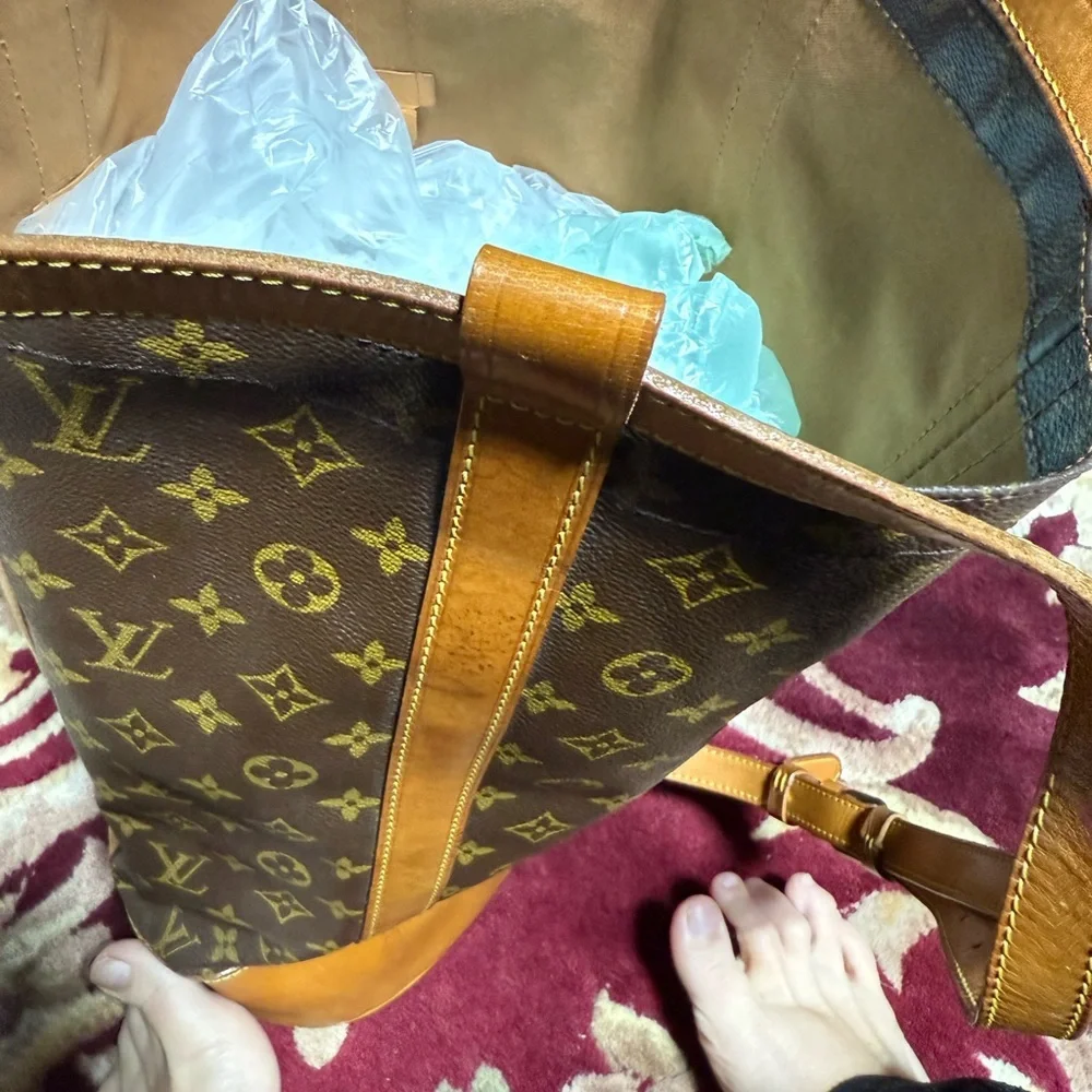 Authentic Louis Vuitton Randonnee - Picture 15 of 16